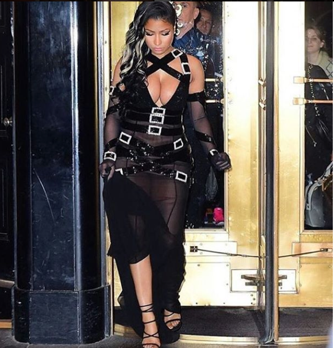 Nicki Minaj's Most Stylish Instagrams of the Year
